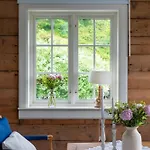 Vakker - Stor Parkeringsplass 10min Fra Appartamento *