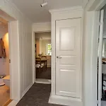 Appartamento Vakker - Stor Parkeringsplass 10min Fra *