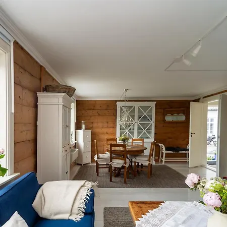 Apartamento Historisk Sjarm - Moderne Komfort 10min Fra