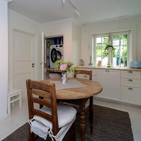 Historisk Sjarm - Moderne Komfort 10min Fra Apartamento