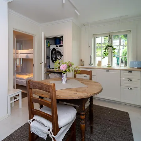 Historisk Sjarm - Moderne Komfort 10min Fra