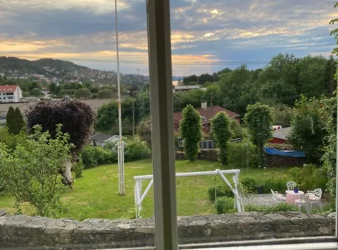 Vakker - Stor Parkeringsplass 10min Fra Lägenhet Bergen