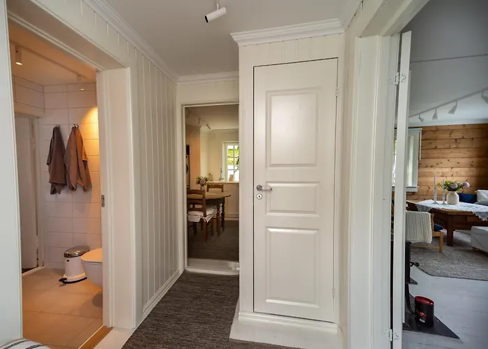 Apartament Vakker - Stor Parkeringsplass 10min Fra *