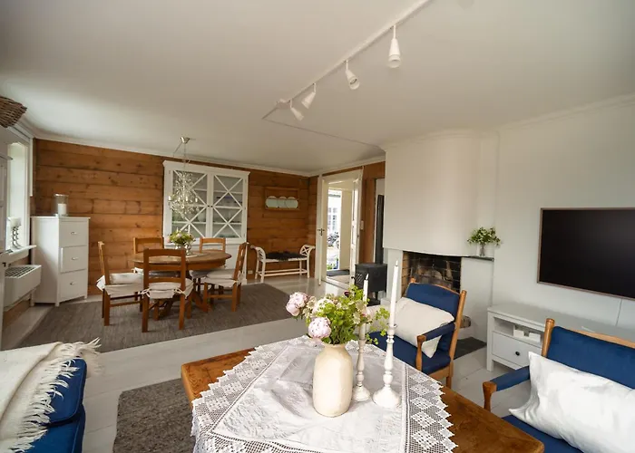 Vakker - Stor Parkeringsplass 10min Fra *